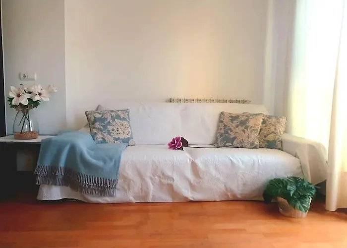 Acogedor Apartamento Con Piscina Y Garaje *